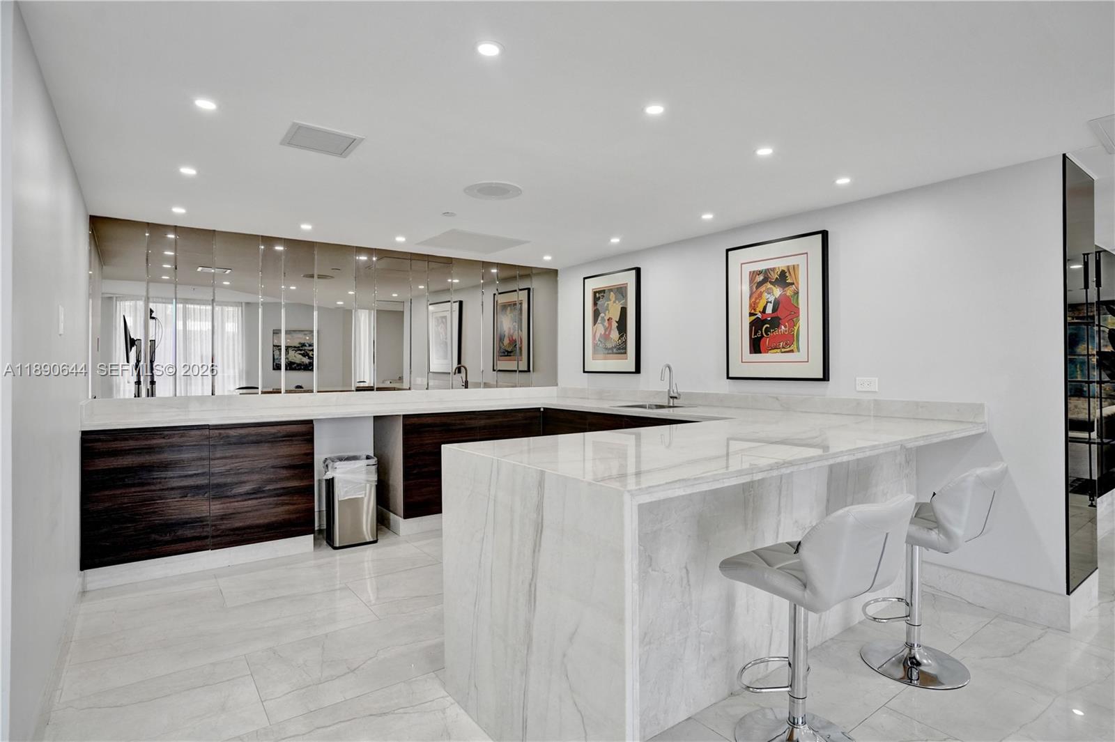 TERRACES NORTH TURNBERRY - Residential