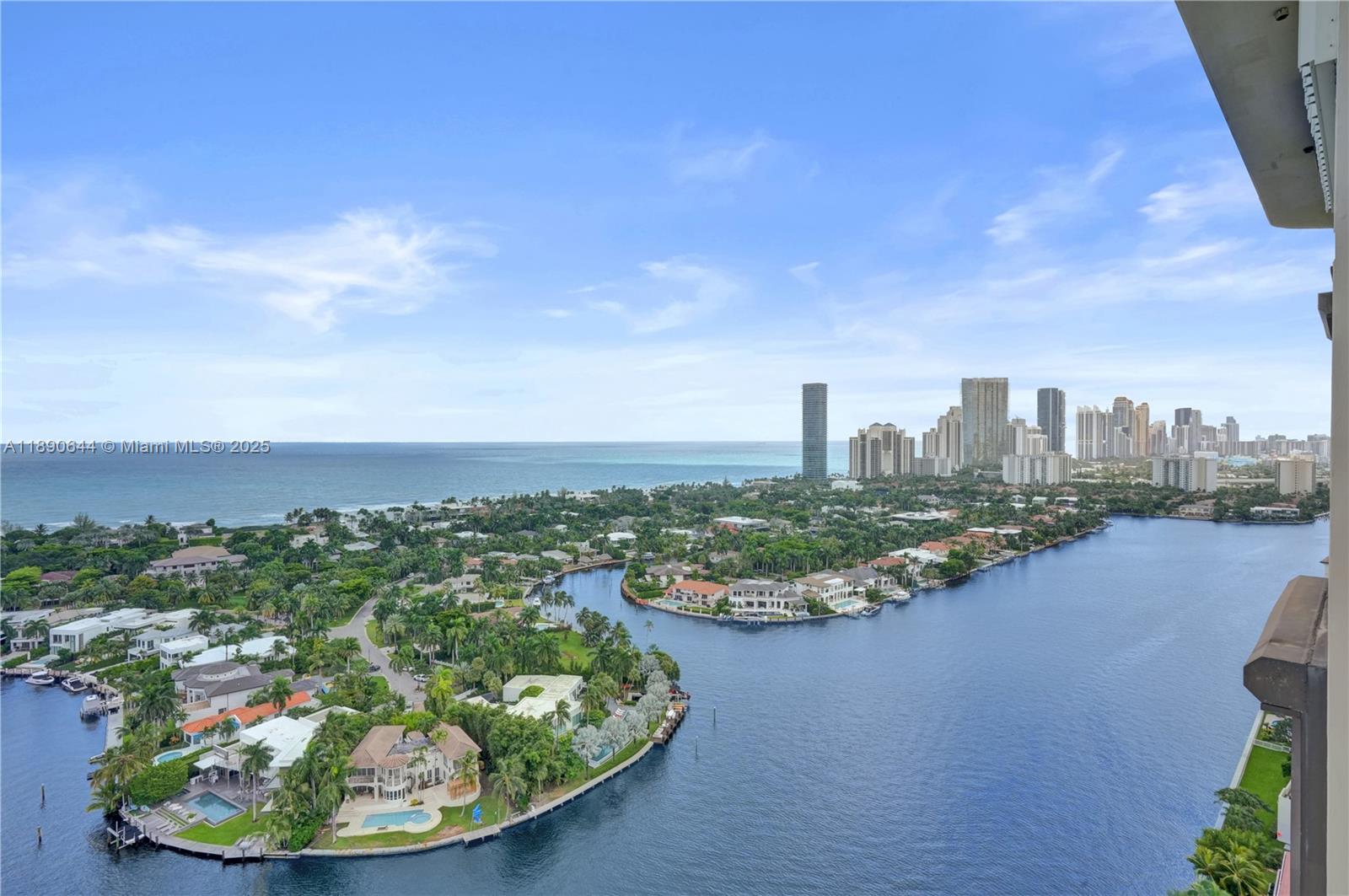 TERRACES NORTH TURNBERRY - Residential