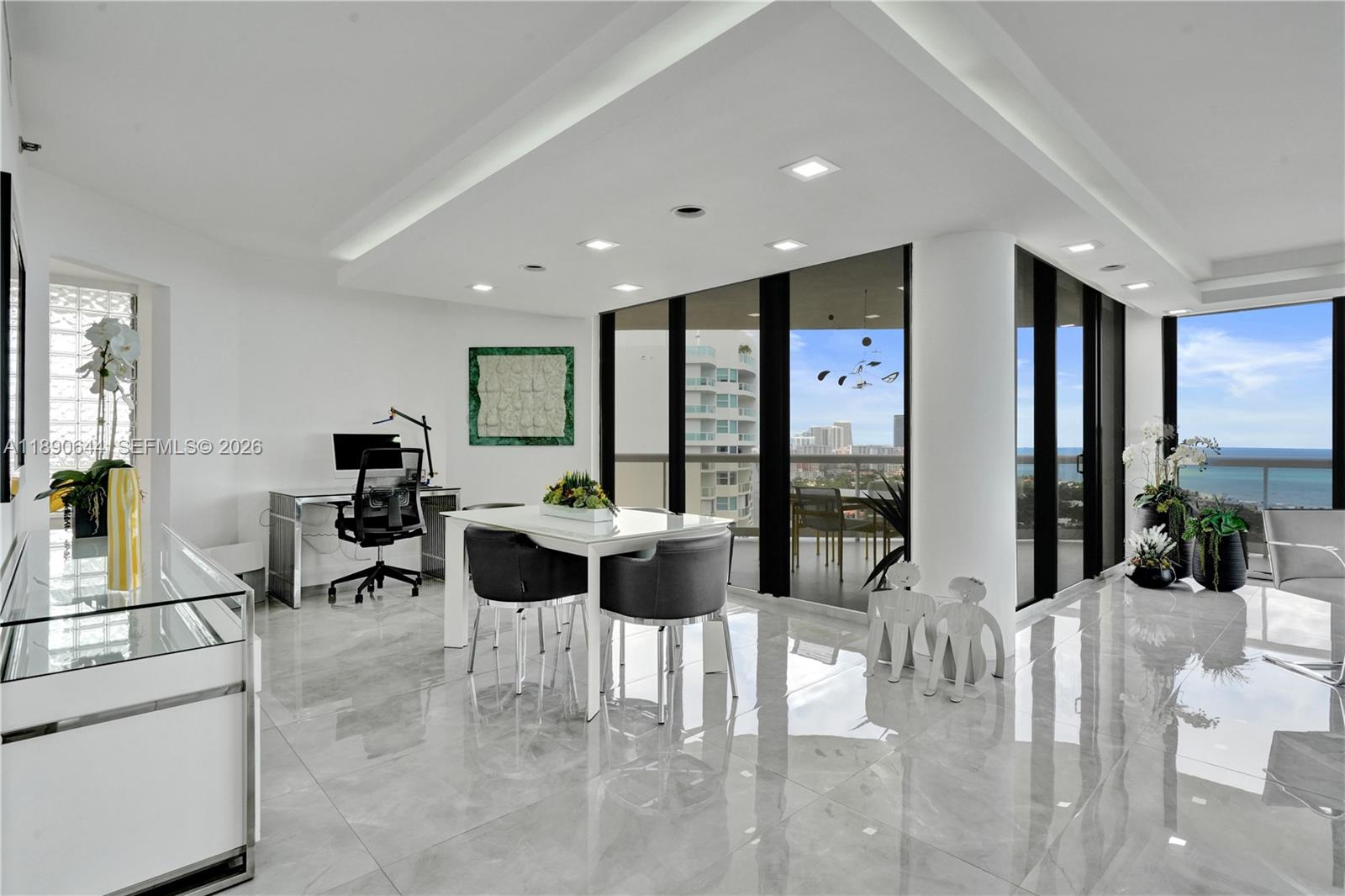 TERRACES NORTH TURNBERRY - Residential