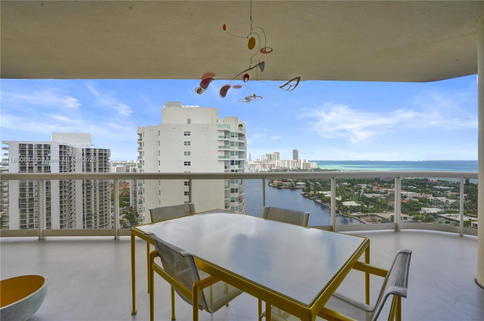 TERRACES NORTH TURNBERRY - Residential