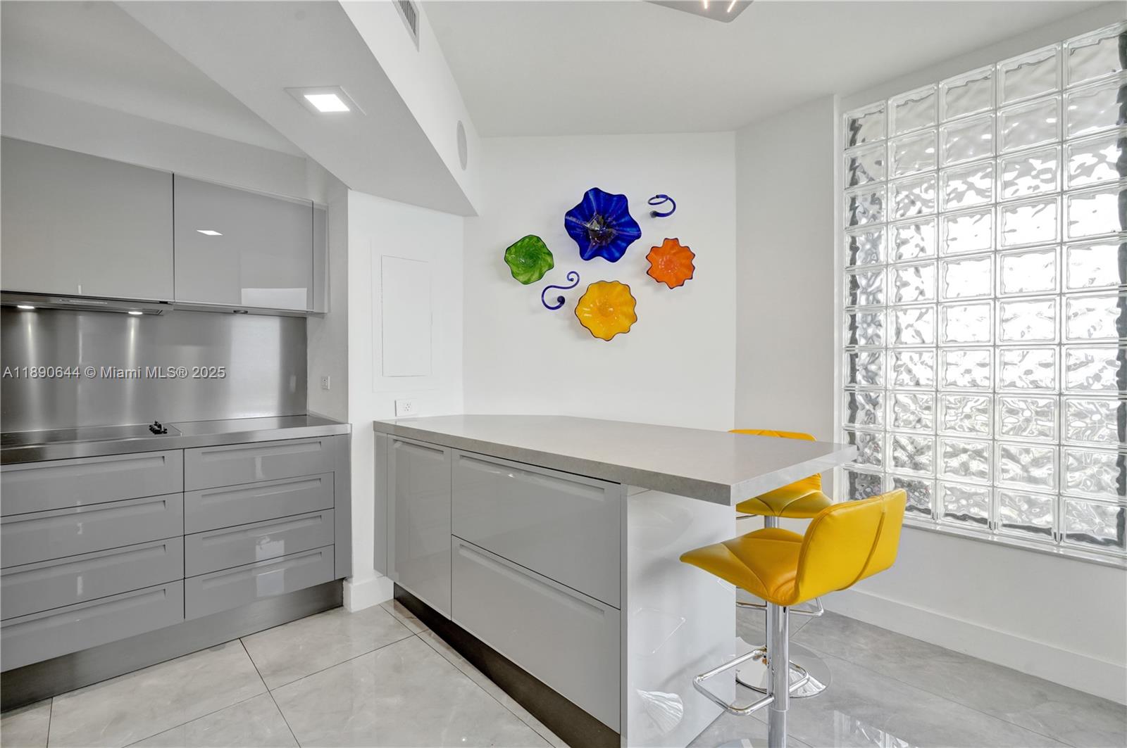 TERRACES NORTH TURNBERRY - Residential