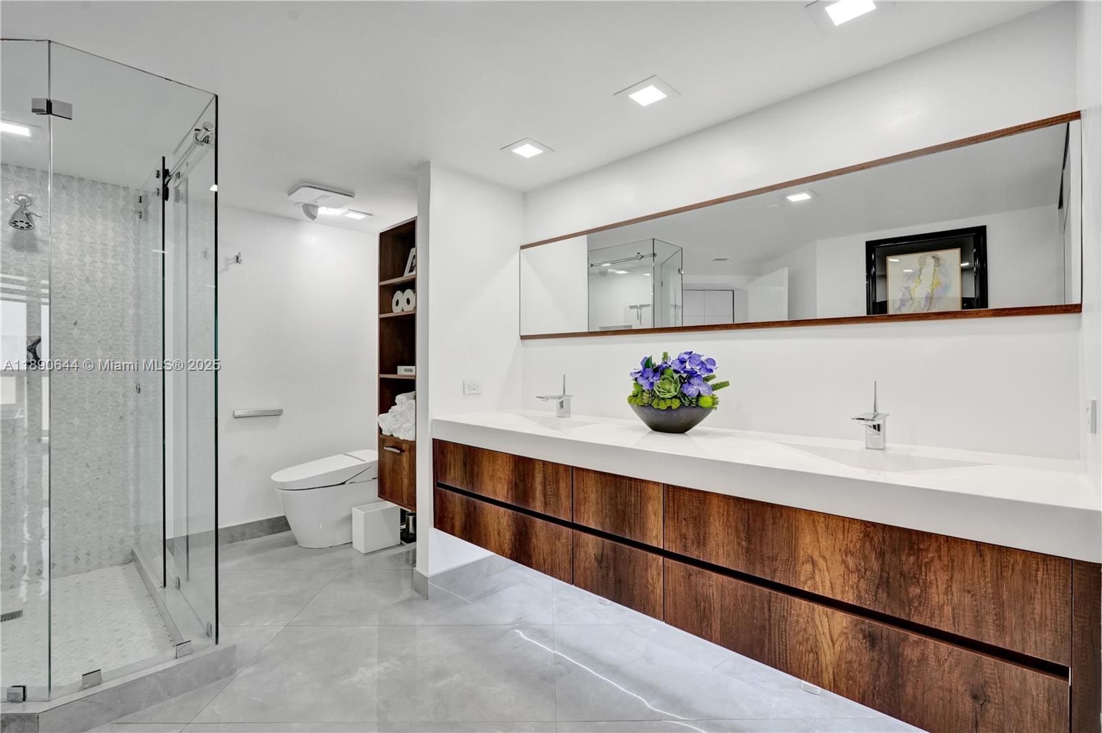 TERRACES NORTH TURNBERRY - Residential