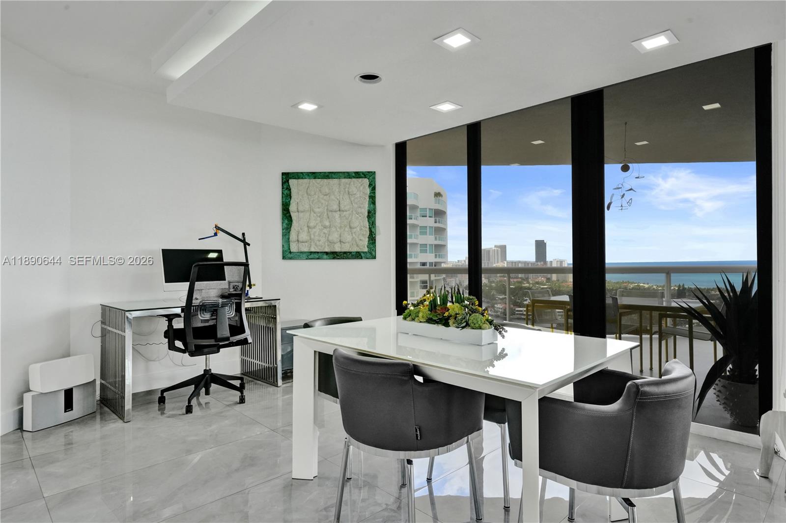 TERRACES NORTH TURNBERRY - Residential