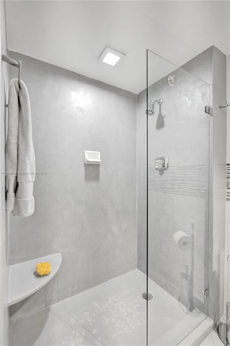 TERRACES NORTH TURNBERRY - Residential