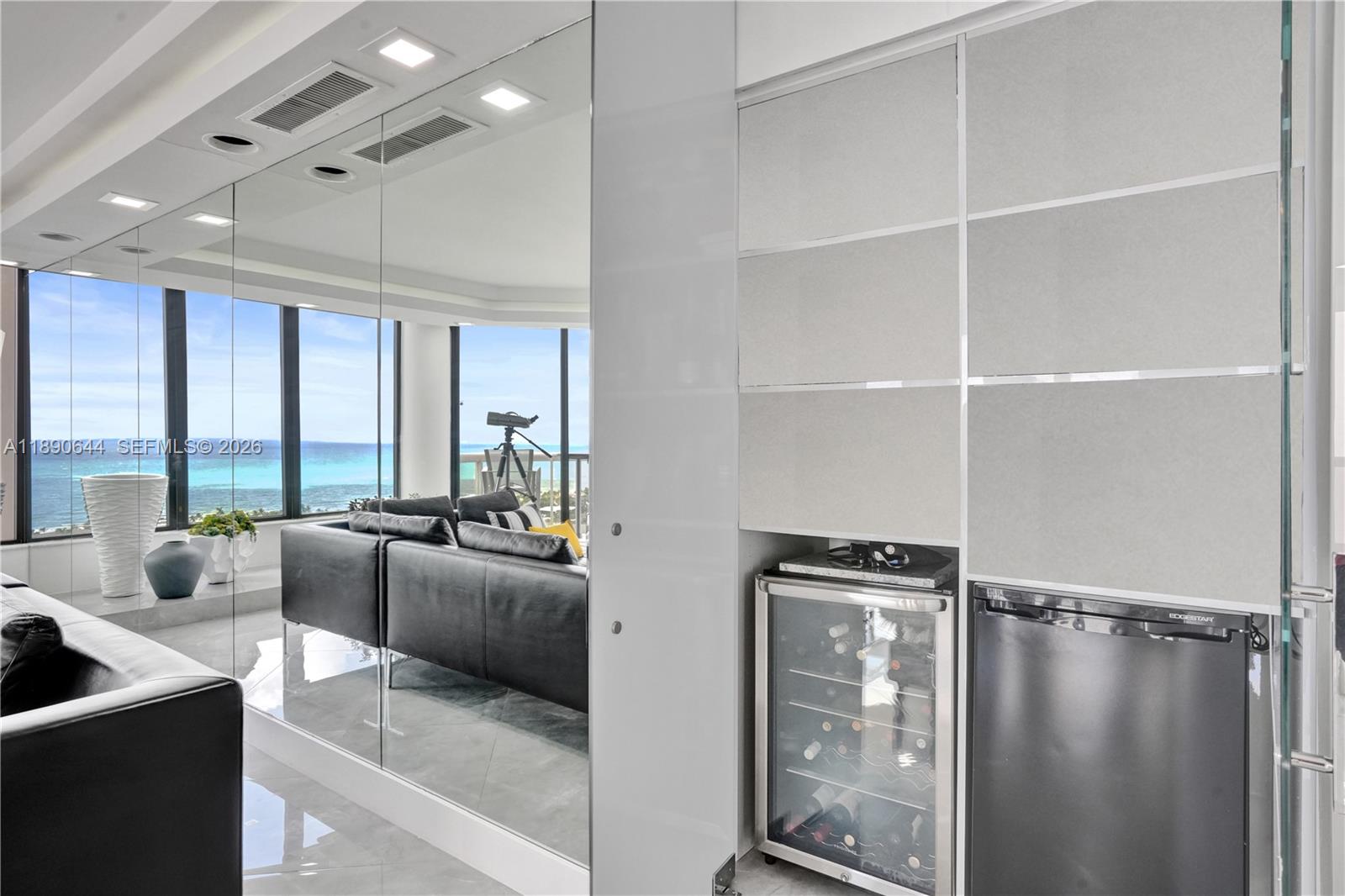 TERRACES NORTH TURNBERRY - Residential