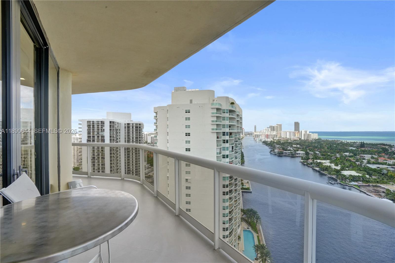 TERRACES NORTH TURNBERRY - Residential