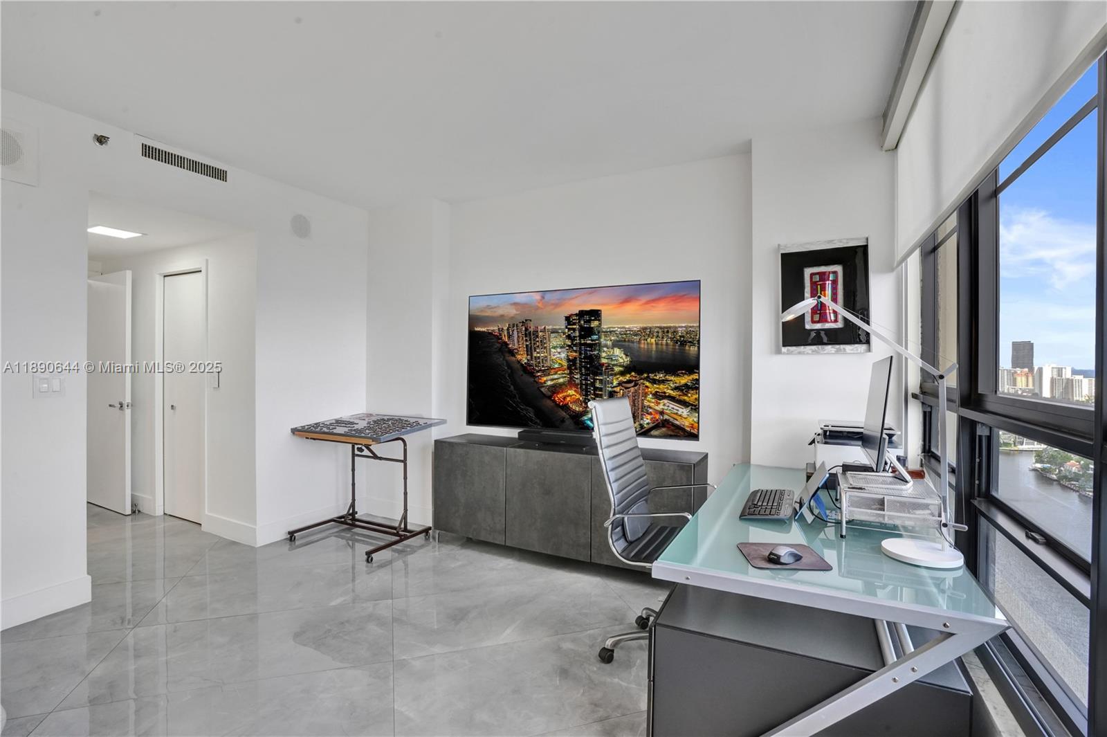 TERRACES NORTH TURNBERRY - Residential