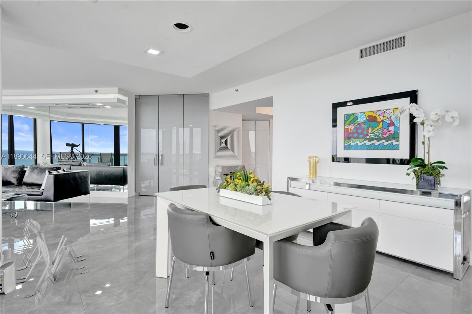 TERRACES NORTH TURNBERRY - Residential