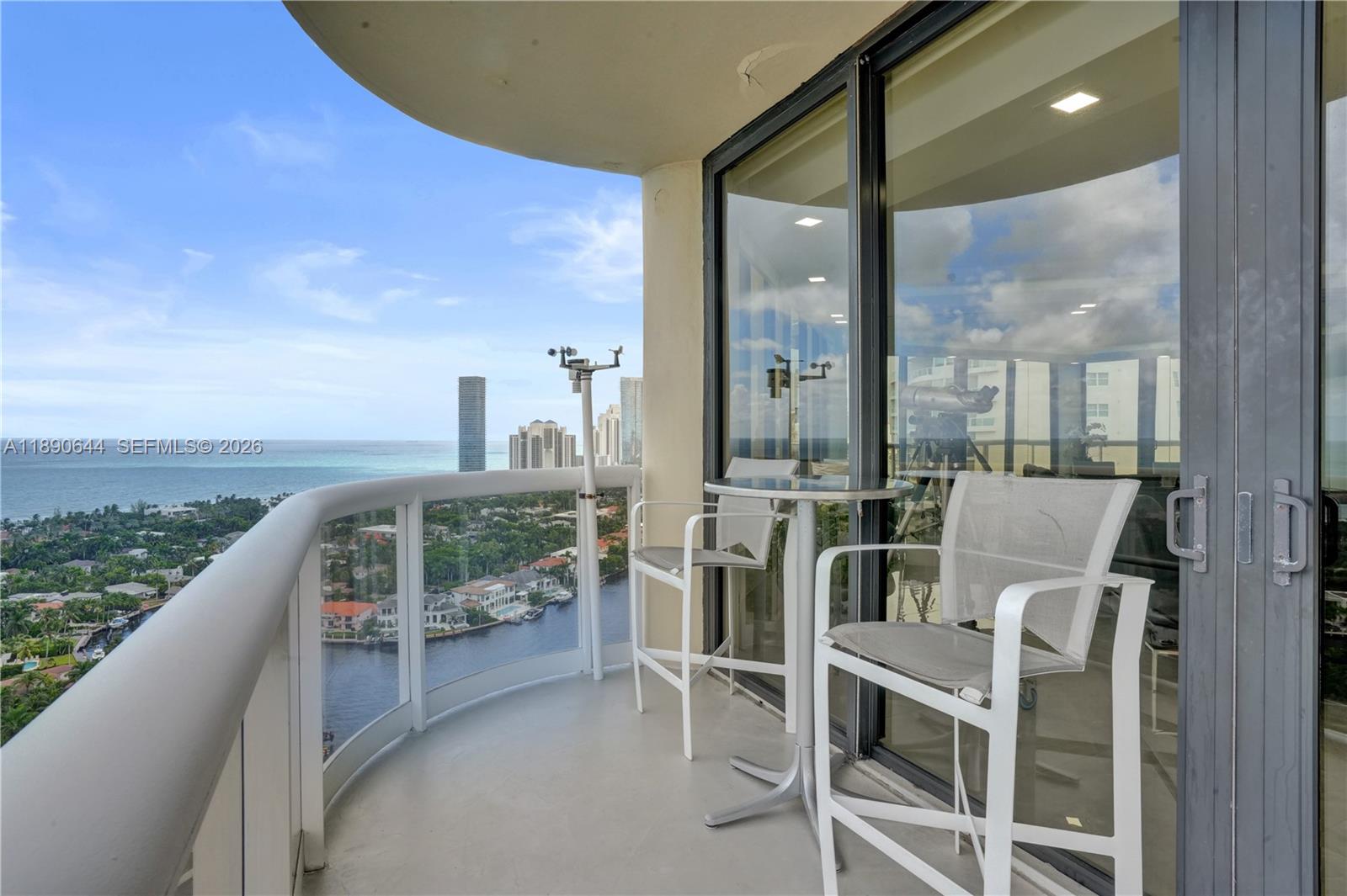 TERRACES NORTH TURNBERRY - Residential