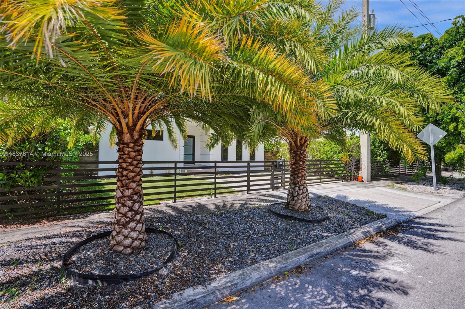 In the heart of the Design District, Totally Updated 3 bedroom 2 baths plus 2 guest bathrooms, pool area with terrace great for entertaining. Great finishes in every room, black counter tops in kitchen, stainless steal appliances, impact windows and doors, large prime bedroom with walk-in closet and private bath. Near Wynwood, shopping and great restaurants.