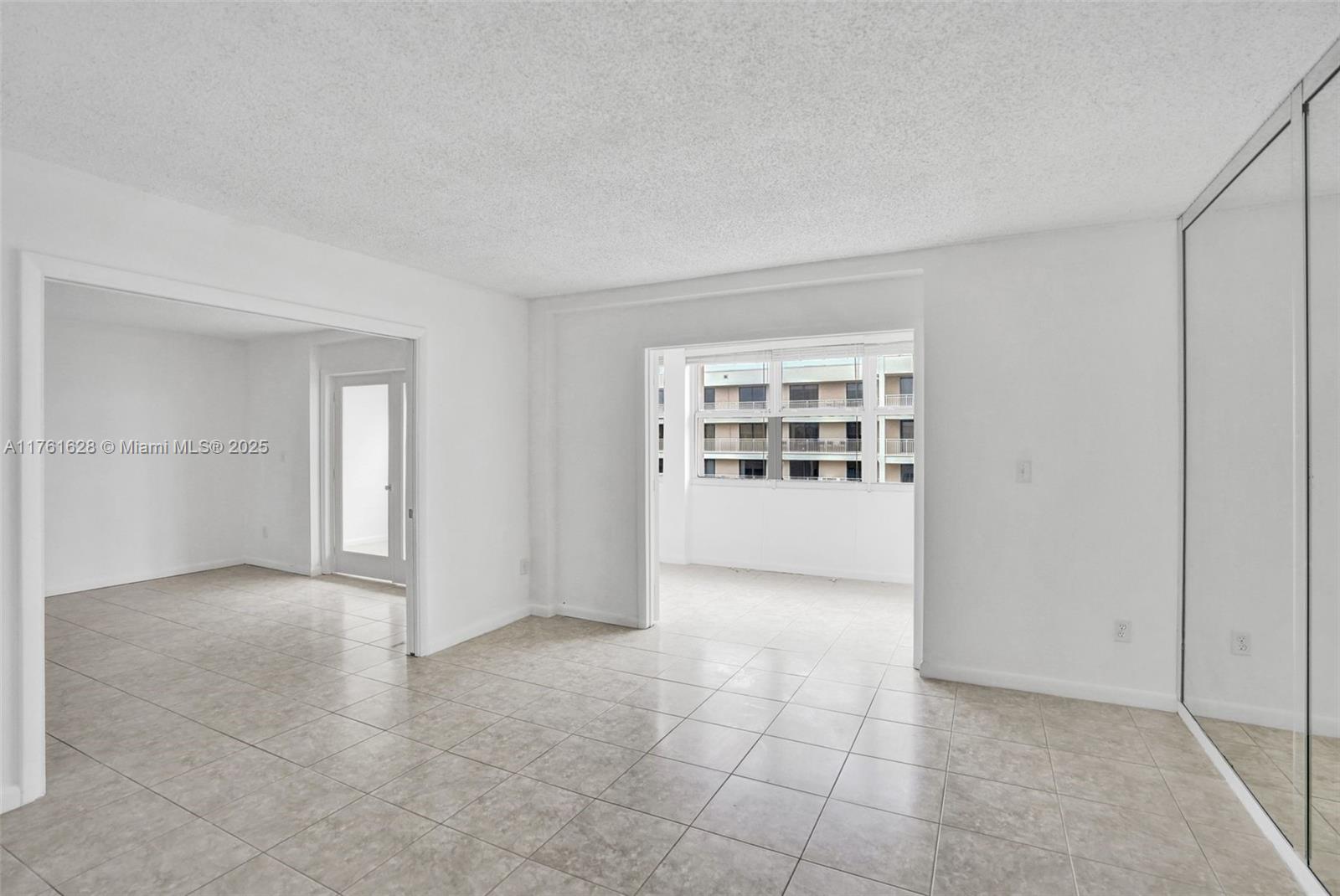 ROYAL MARINER CONDO - Residential