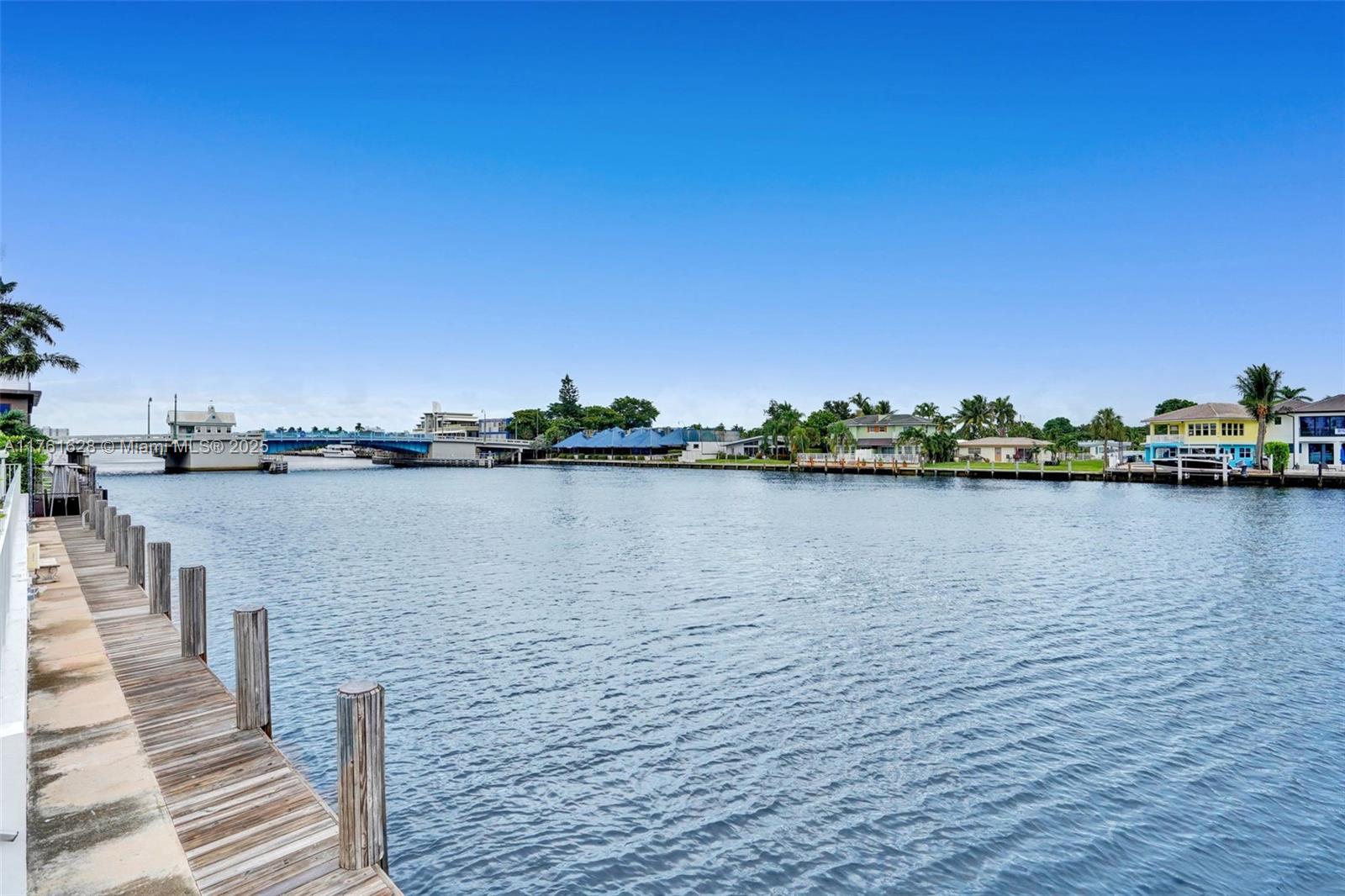 ROYAL MARINER CONDO - Residential