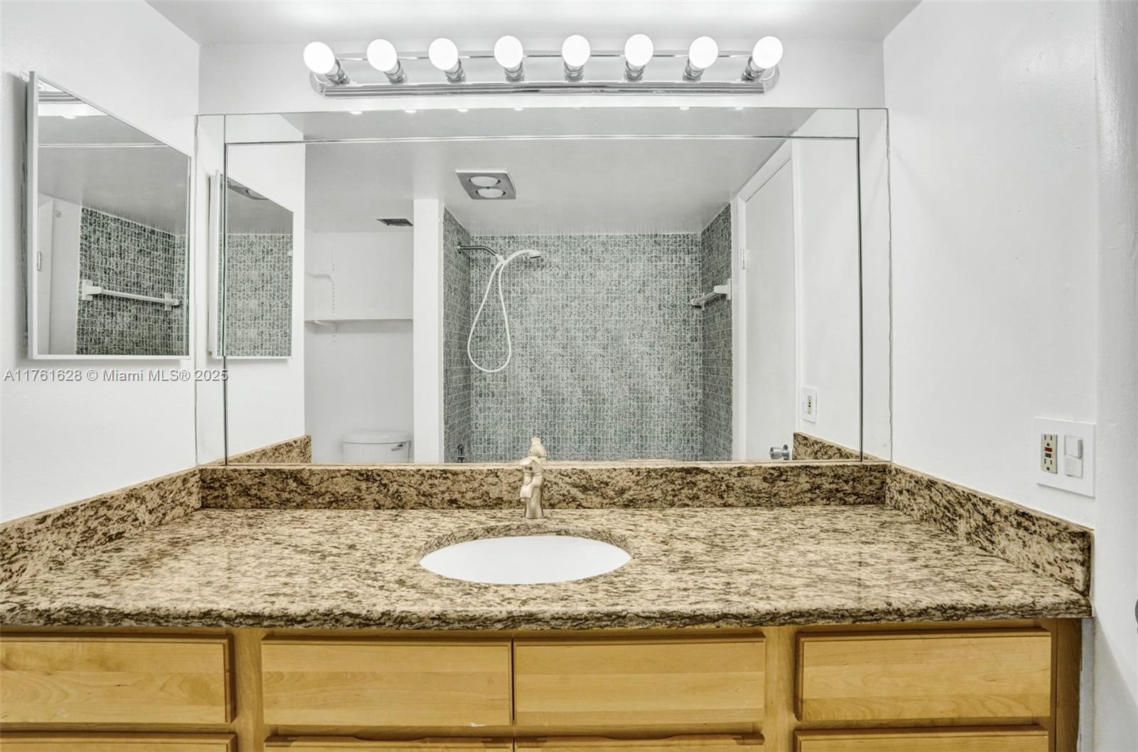 ROYAL MARINER CONDO - Residential