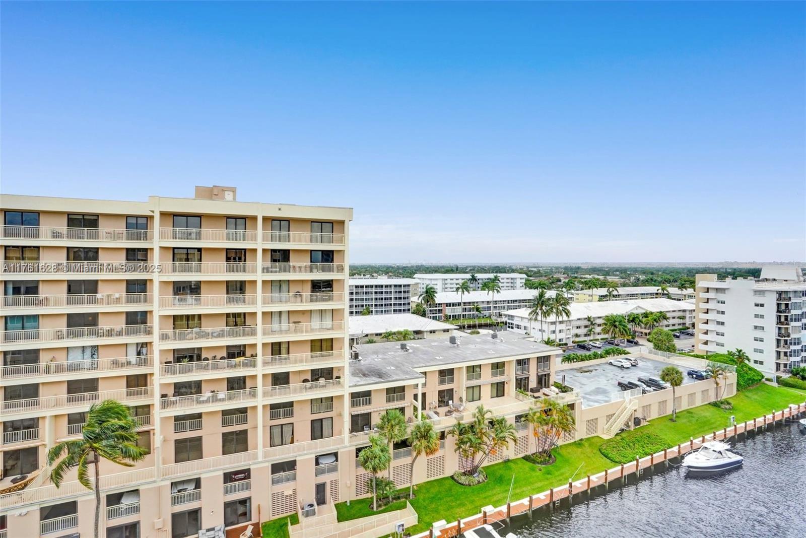 ROYAL MARINER CONDO - Residential