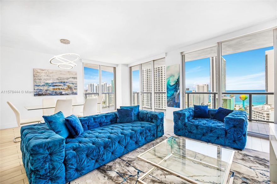 Welcome to your ideal short-term rental, where you can enjoy flexible booking options, whether days, weeks, or months. / Please note that the advertised price is for the low season; prices may vary based on listing terms and booking dates./ We are introducing you to a luxurious South Florida getaway at our condo in the VIP tower of Beachwalk Resort! Step into our recently freshly repainted unit, nestled in the upscale neighbourhood of Hallandale, just a stone's throw away from HYDE Beach, Aventura Mall, and the vibrant restaurants of Sunny Isles Beach. Your perfect stay awaits!