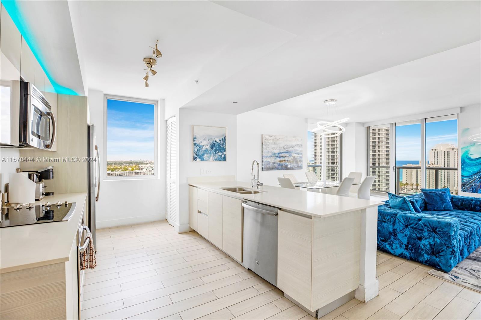 BEACHWALK CONDOMINIUM - Residential Lease