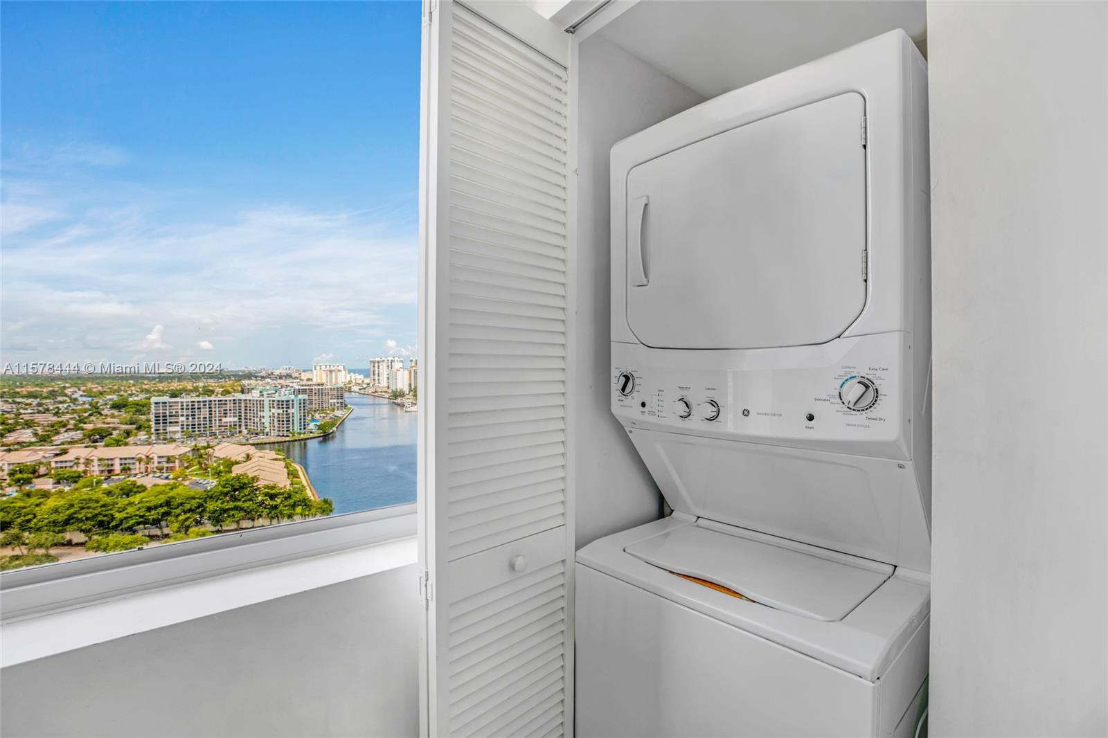 BEACHWALK CONDOMINIUM - Residential Lease