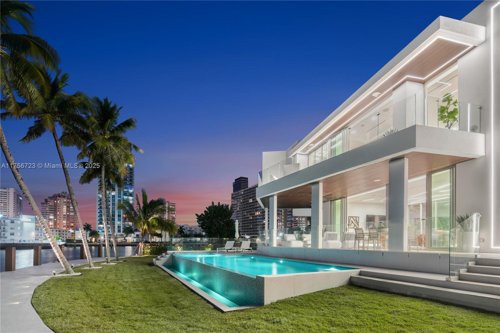 501 Palm Dr, Hallandale Beach, FL, 33009/$55,000 2 501 Palm Dr