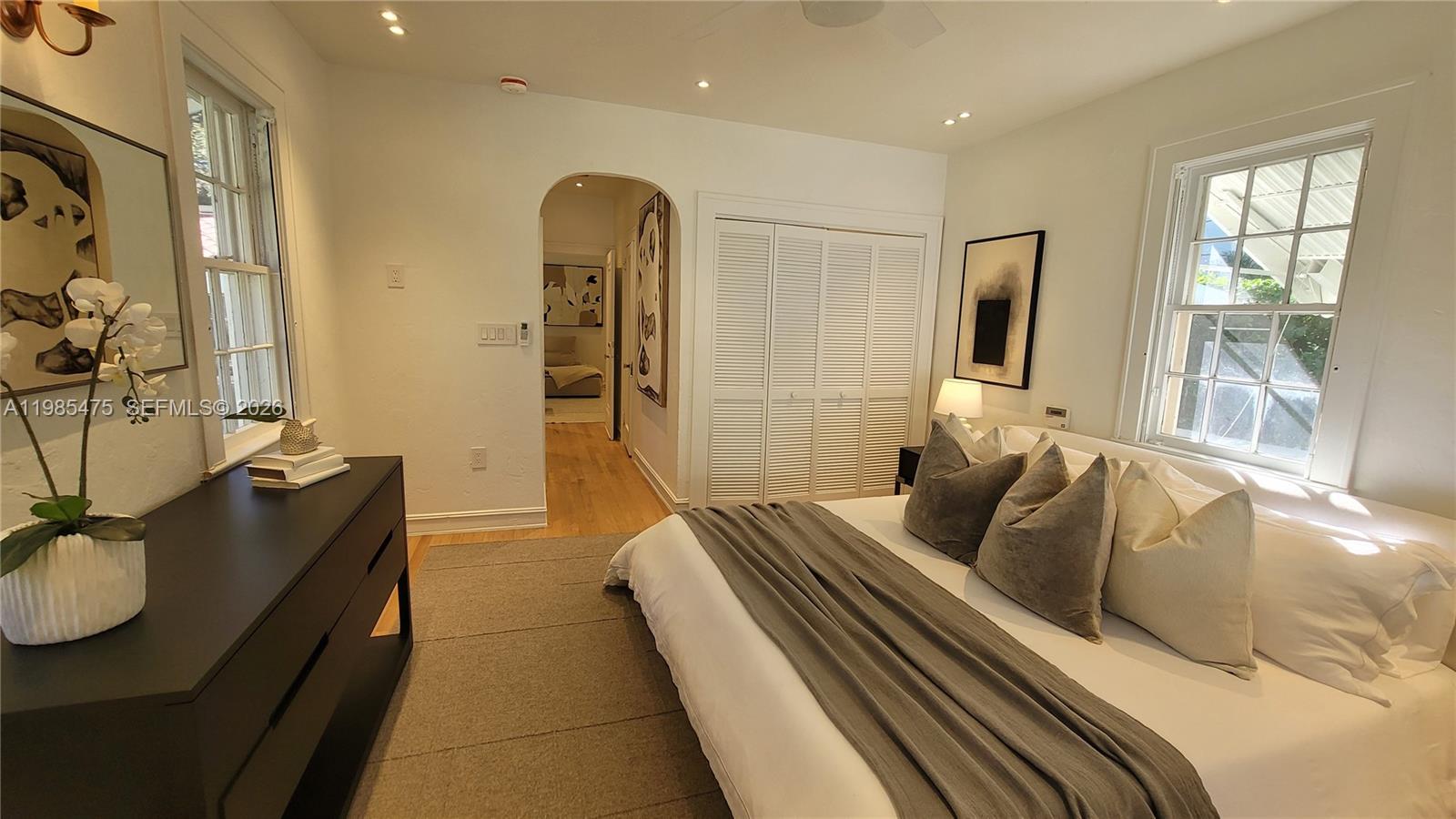 CORAL GABLES SEC E - Residential Lease