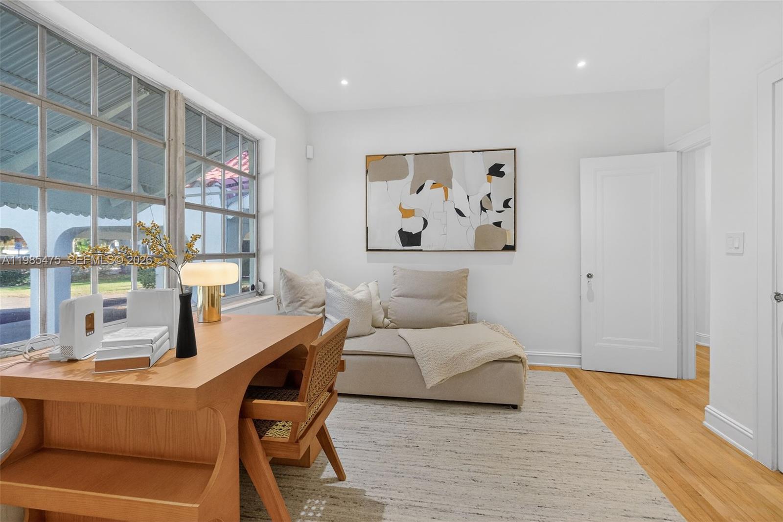 CORAL GABLES SEC E - Residential Lease