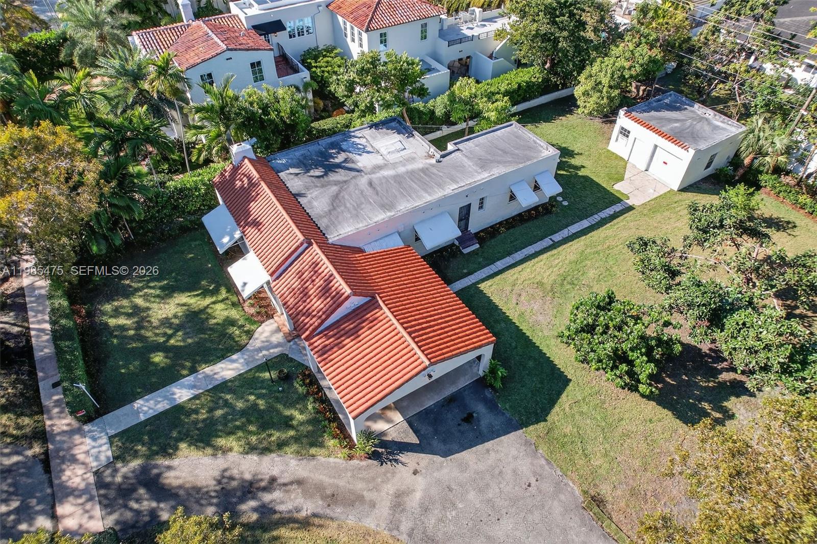 CORAL GABLES SEC E - Residential Lease