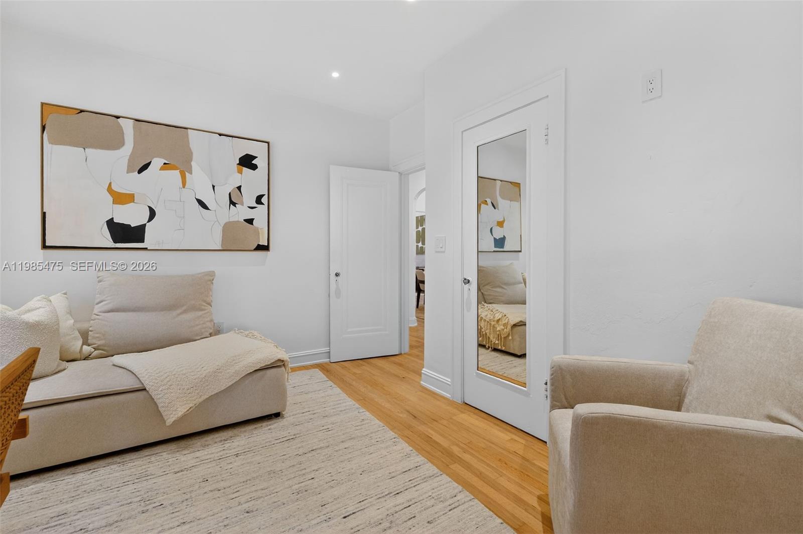 CORAL GABLES SEC E - Residential Lease