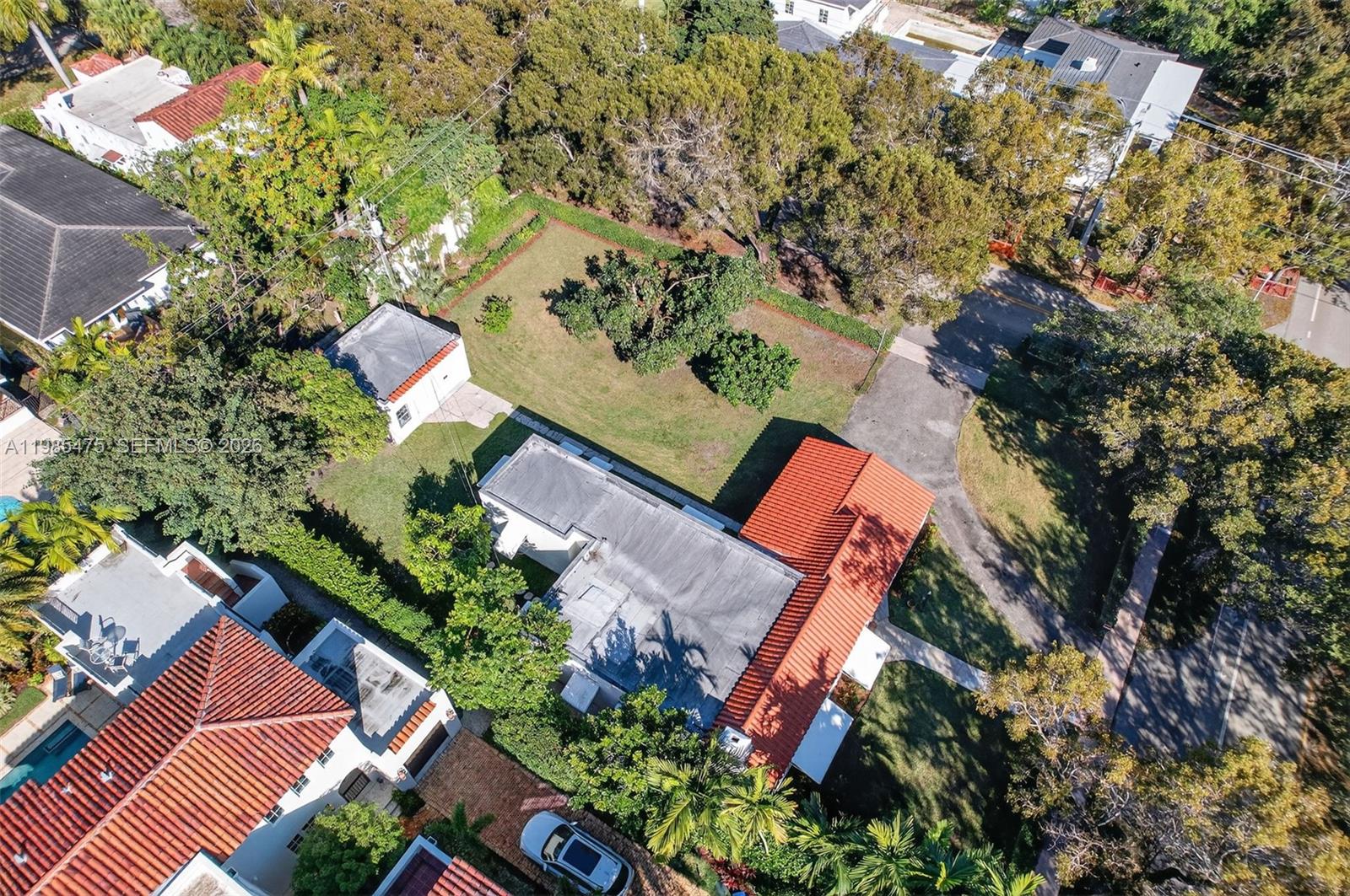 CORAL GABLES SEC E - Residential Lease