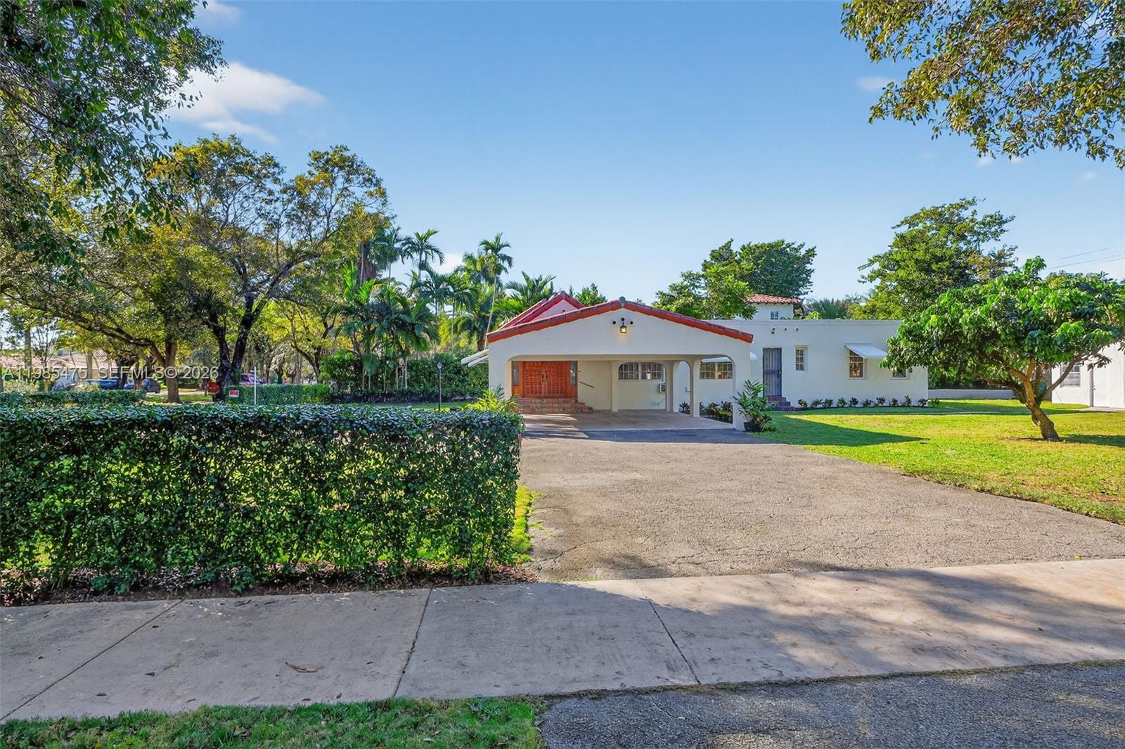 CORAL GABLES SEC E - Residential Lease