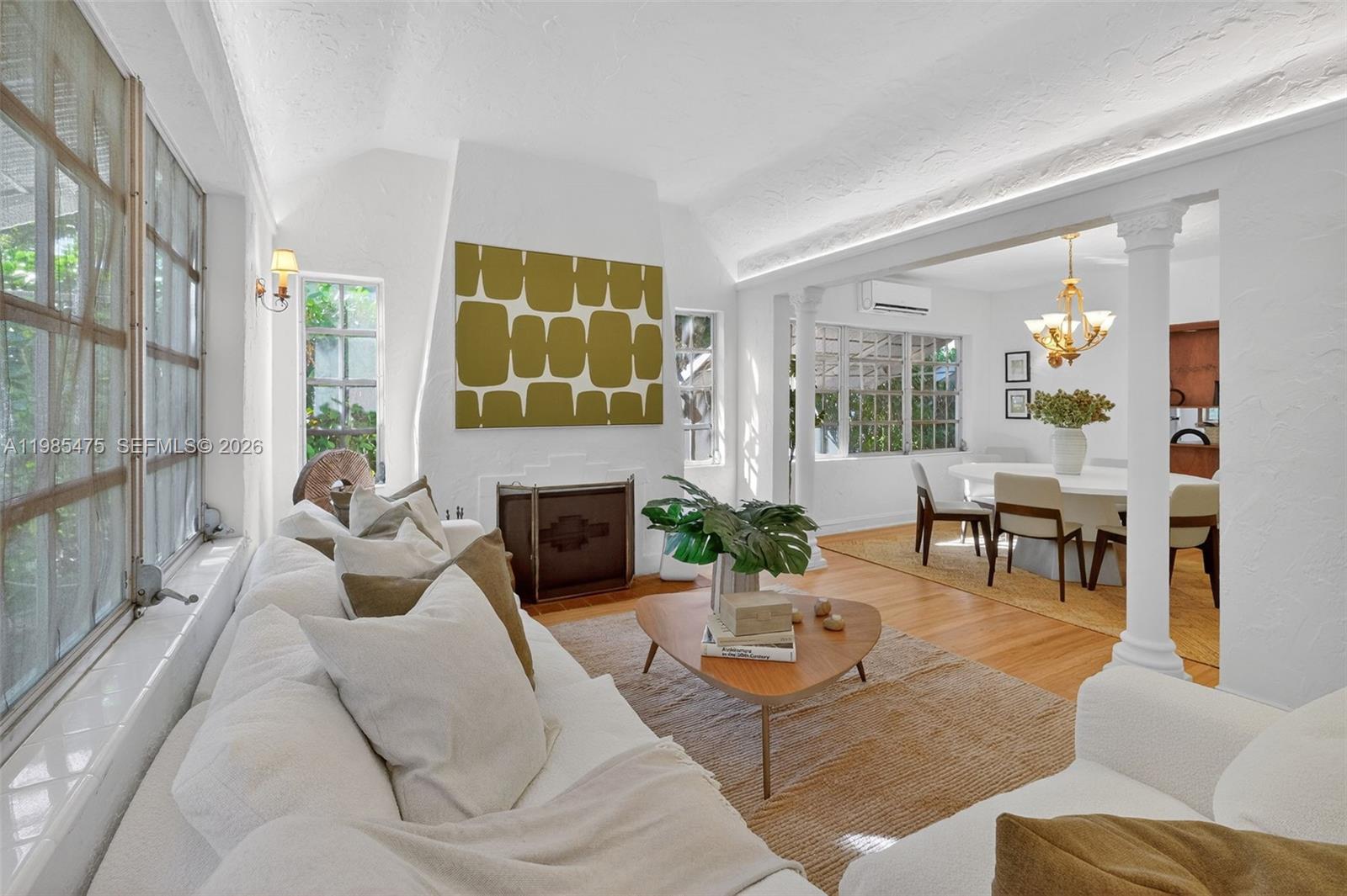 CORAL GABLES SEC E - Residential Lease