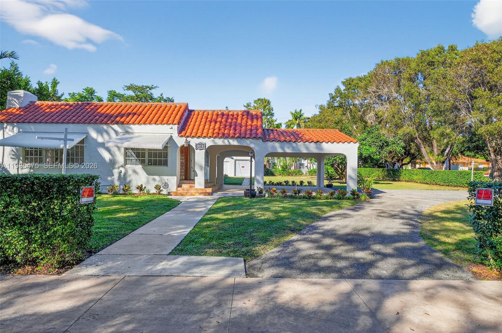 CORAL GABLES SEC E - Residential Lease