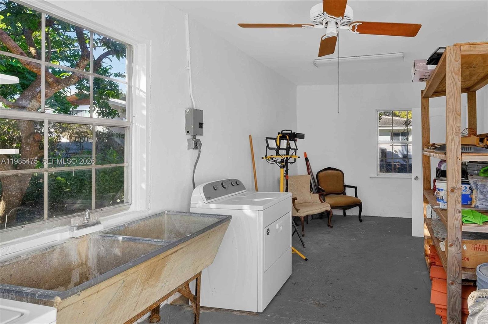 CORAL GABLES SEC E - Residential Lease