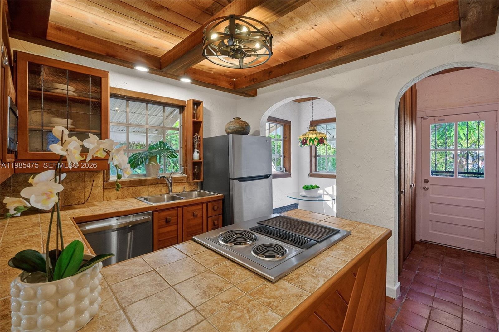 CORAL GABLES SEC E - Residential Lease