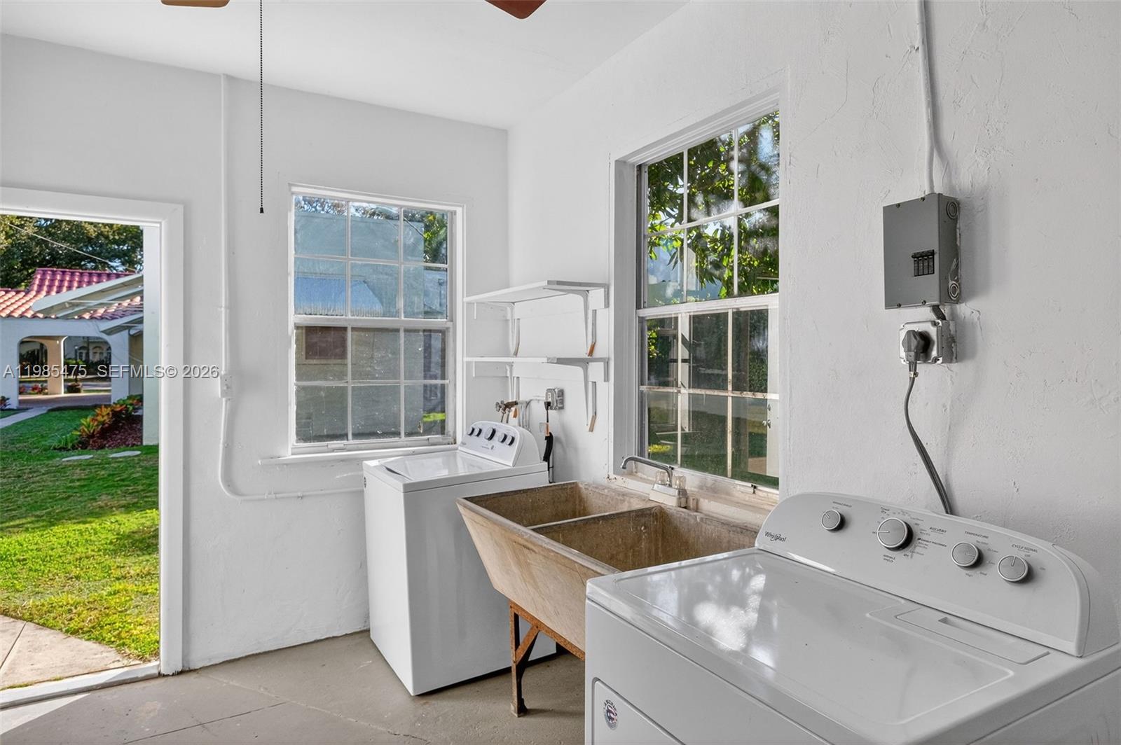 CORAL GABLES SEC E - Residential Lease