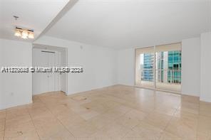 1200 Brickell Bay Dr 4114
