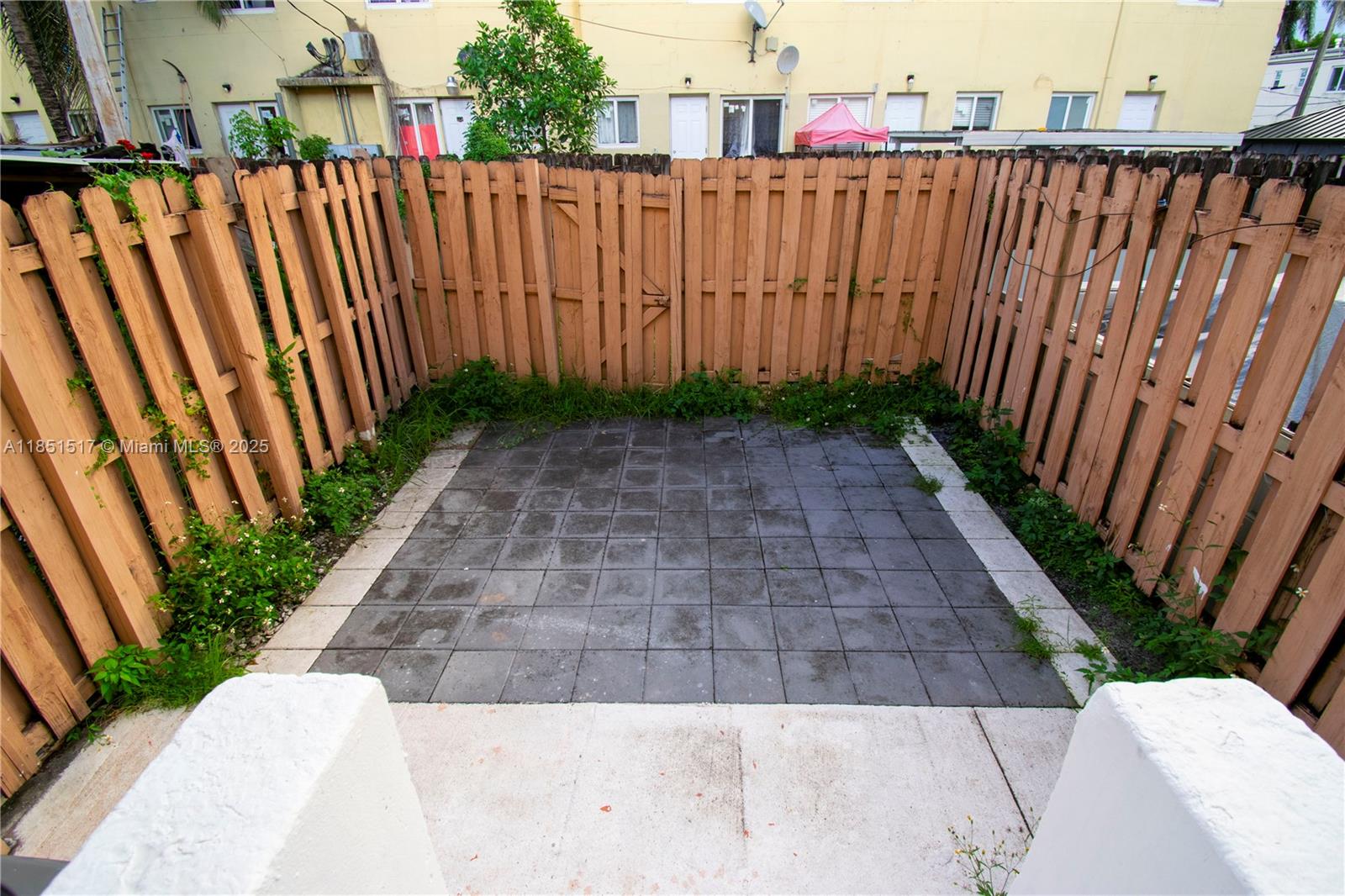 SUNSET PALM VILLAS CONDO - Residential