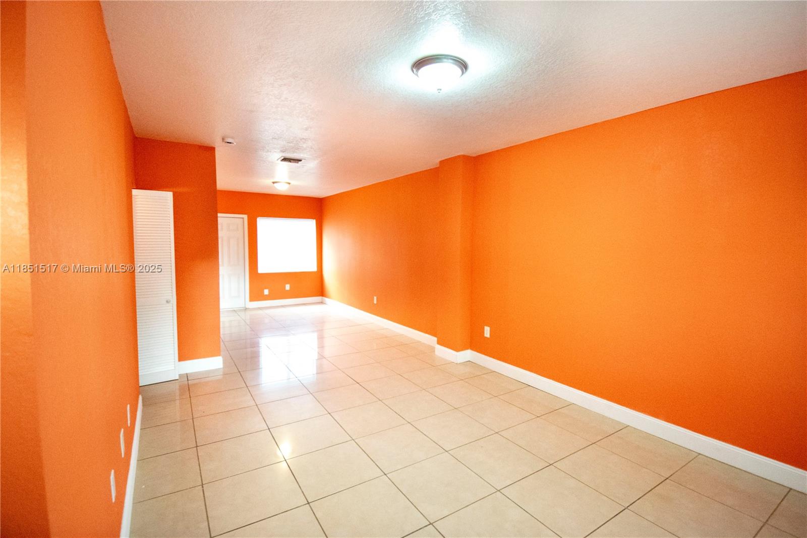 SUNSET PALM VILLAS CONDO - Residential