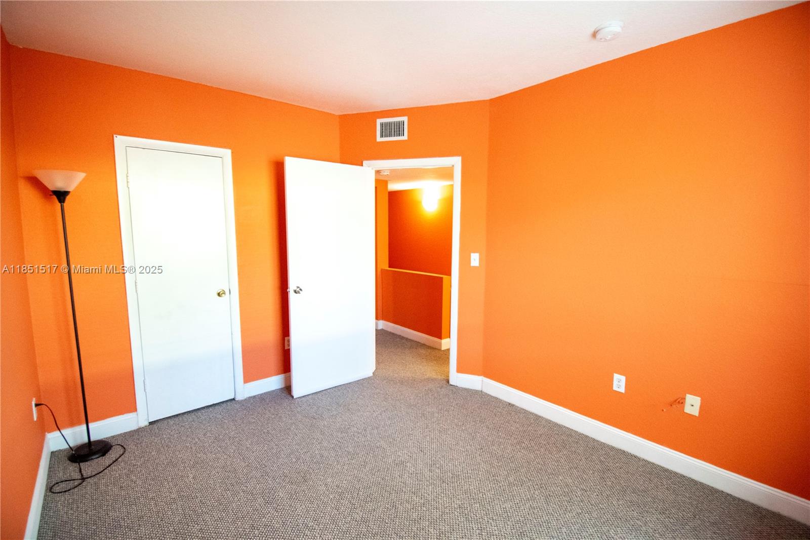 SUNSET PALM VILLAS CONDO - Residential