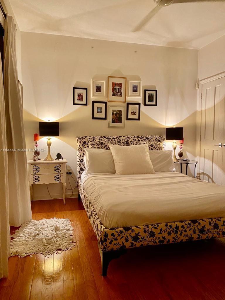 THE LINCOLN CONDO - Residential