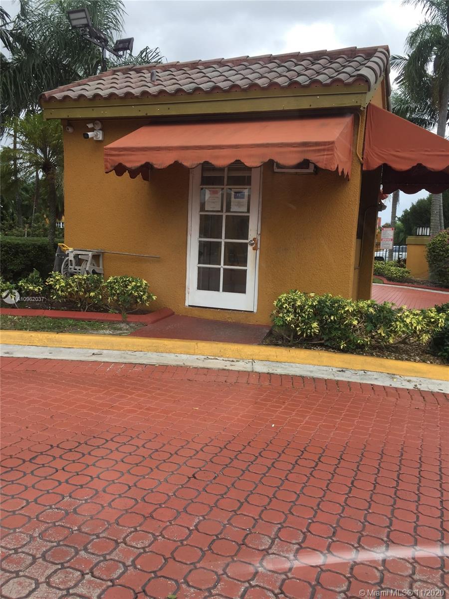 SOLEIL AT FONTAINEBLEAU C - Residential Lease