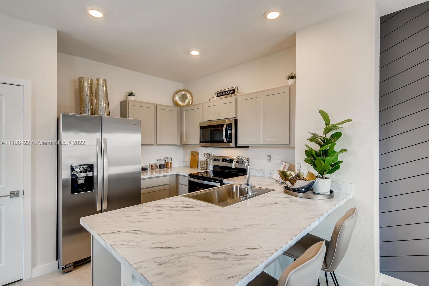 Regal Palm Square - Residential