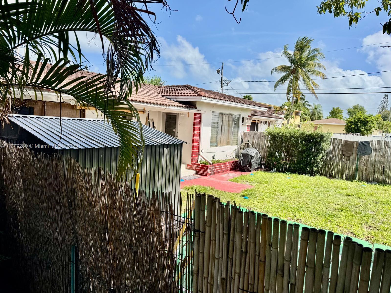 HOLLYWOOD SOUTH SIDE ADD - Residential Income