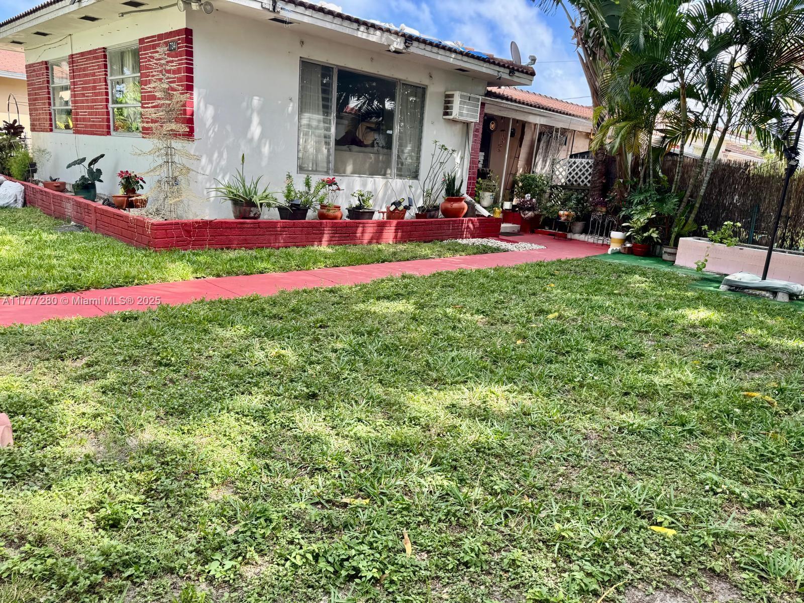 HOLLYWOOD SOUTH SIDE ADD - Residential Income