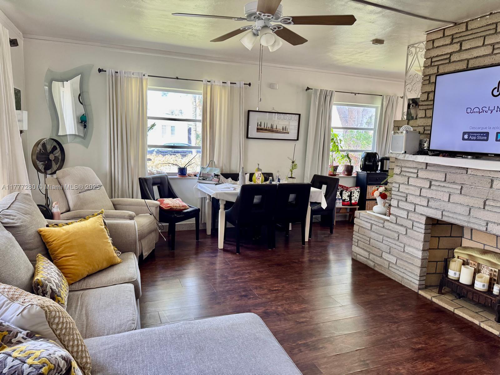 HOLLYWOOD SOUTH SIDE ADD - Residential Income