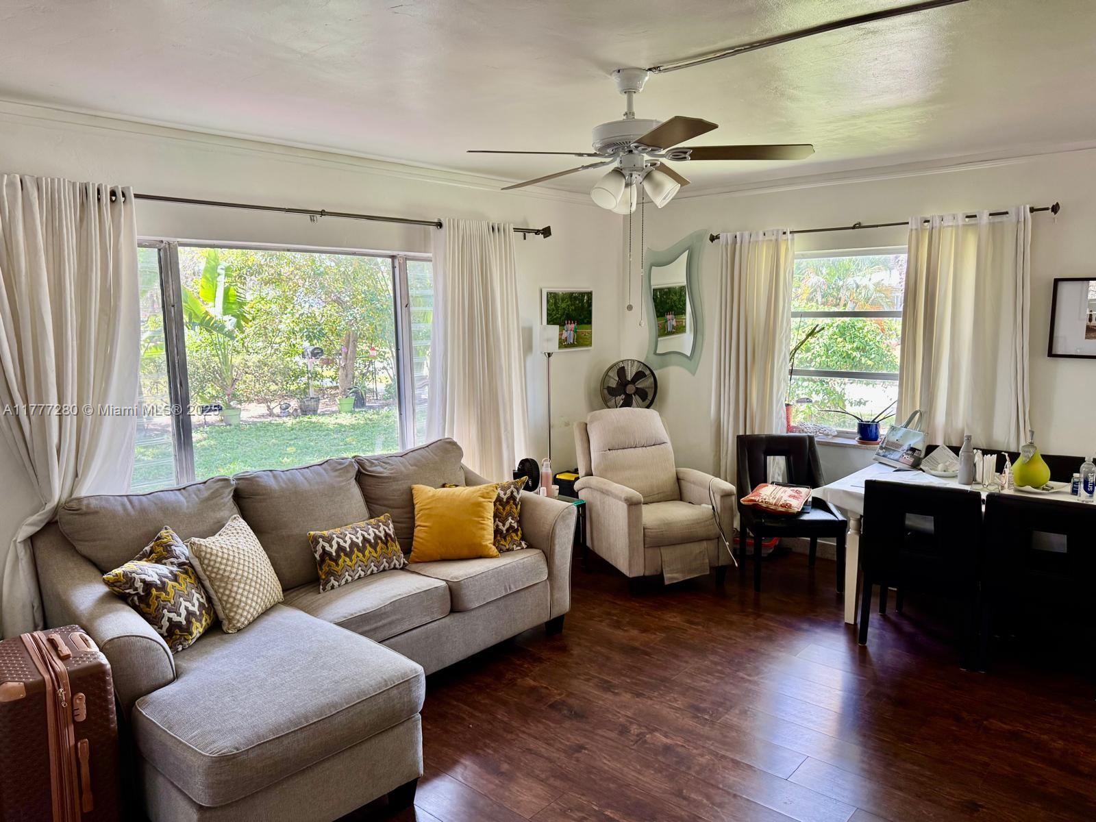 HOLLYWOOD SOUTH SIDE ADD - Residential Income