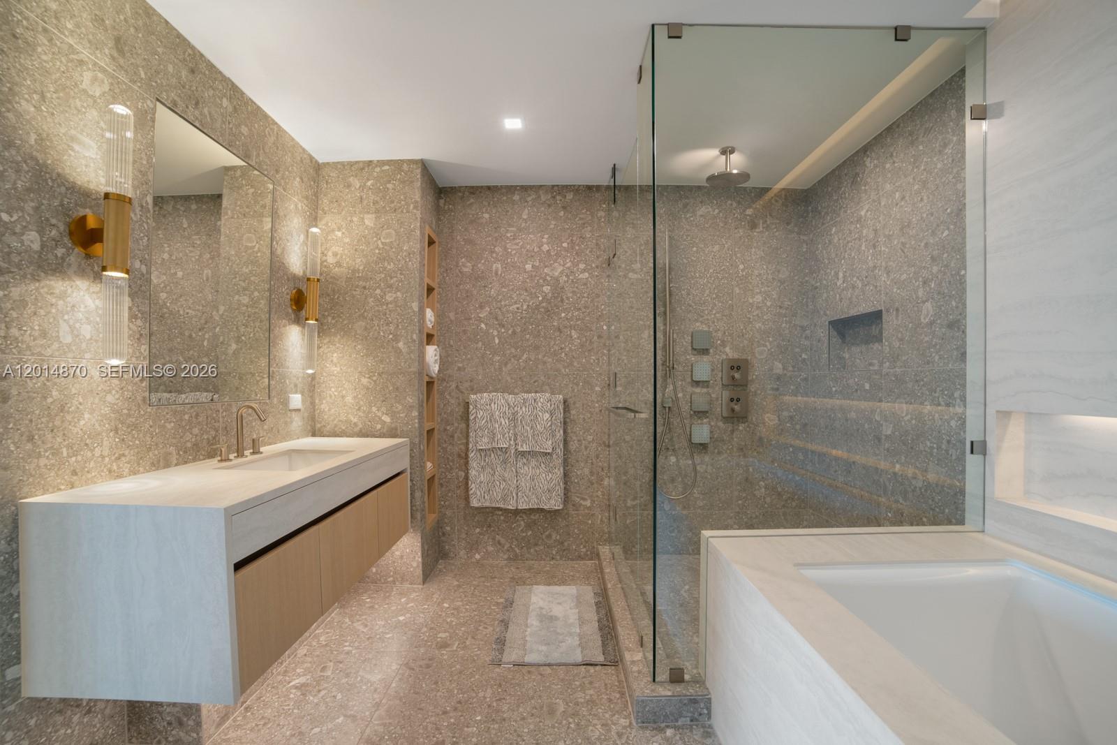 Casamar Condo - Residential