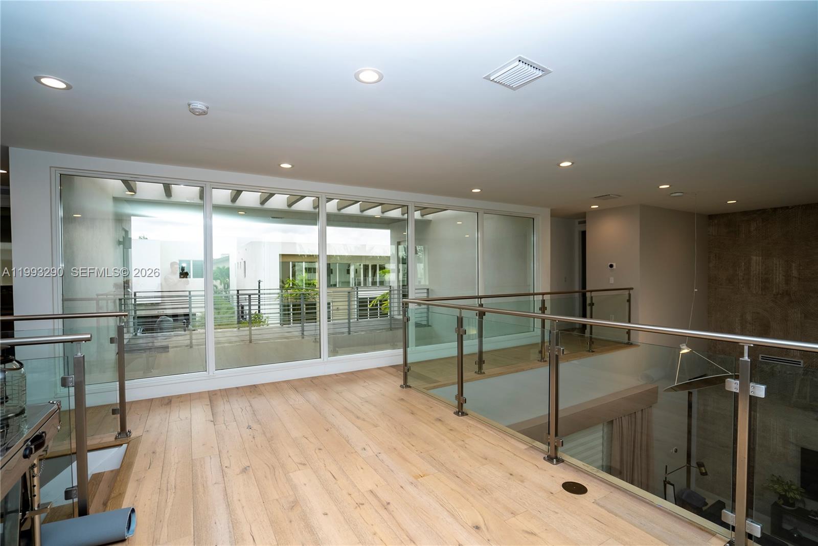 DORAL COMMONS RESIDENTIAL - Residential