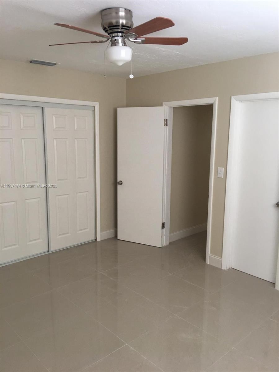 GOLDEN GLADES ACRES - Residential Lease