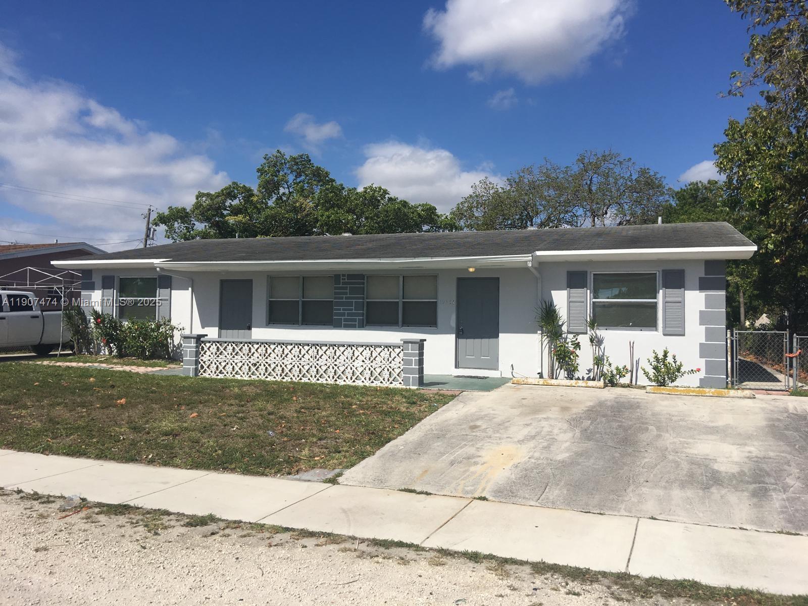 GOLDEN GLADES ACRES - Residential Lease