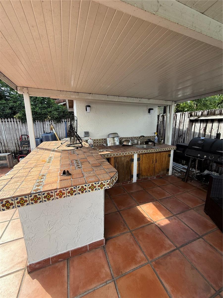 WESTHAVEN HEIGHTS - Residential Lease