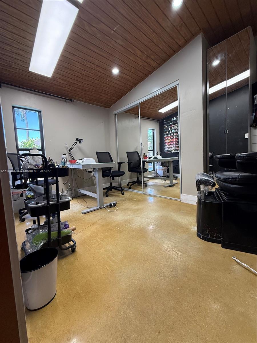 WESTHAVEN HEIGHTS - Residential Lease